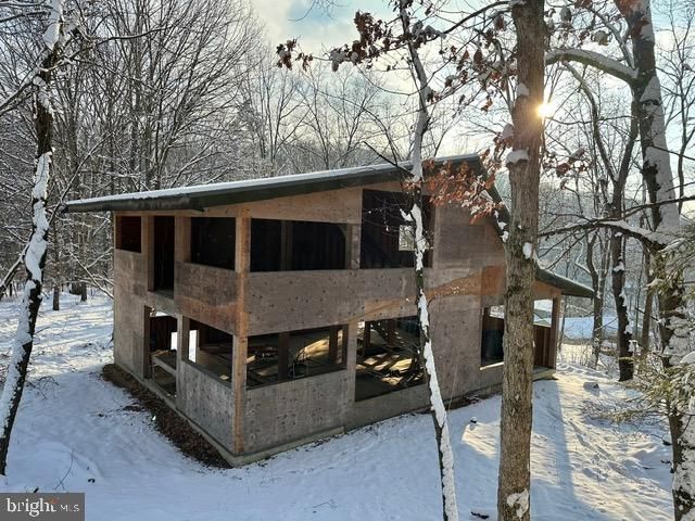 696 DUNKELS CHURCH RD, Kutztown, PA 19530