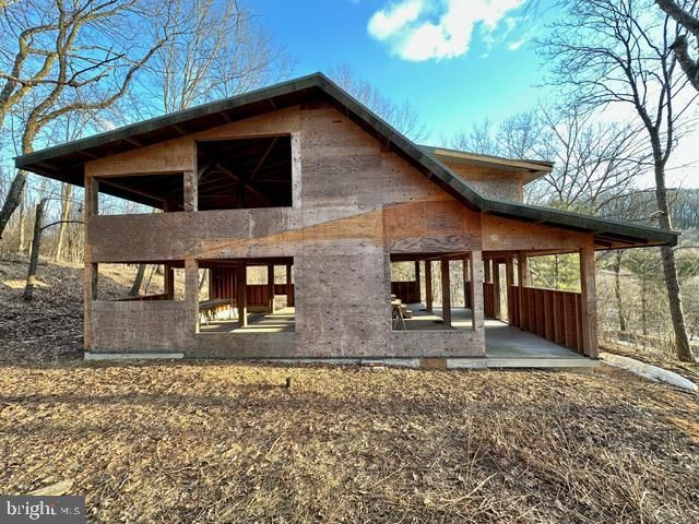 696 DUNKELS CHURCH RD, Kutztown, PA 19530