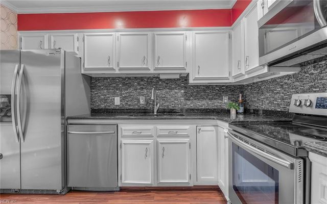 6407 Duquesne PL, Virginia Beach, VA 23464