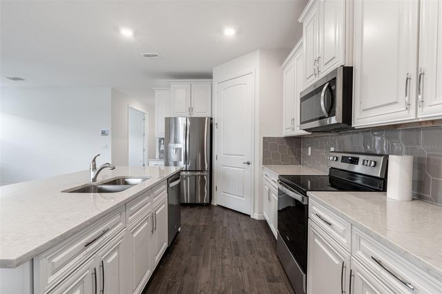 17615 BLAZING STAR CIRCLE, Clermont, FL 34714