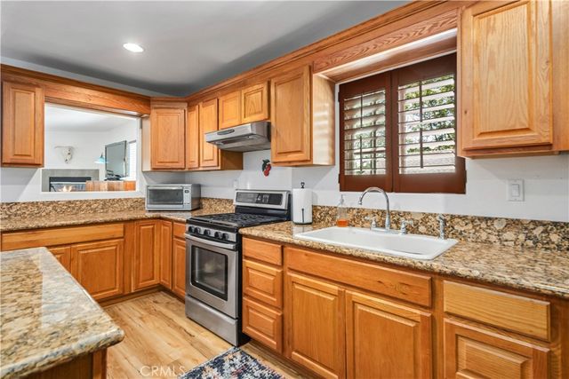 14977 Elizabeth Lake Rd, Lake Elizabeth, CA 93532