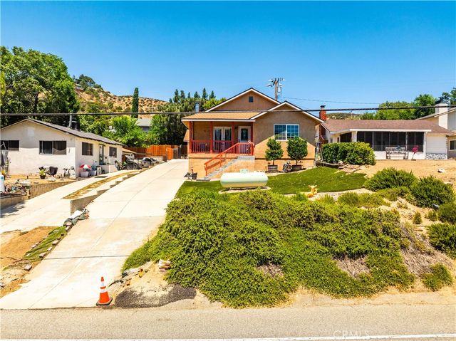 14977 Elizabeth Lake Rd, Lake Elizabeth, CA 93532