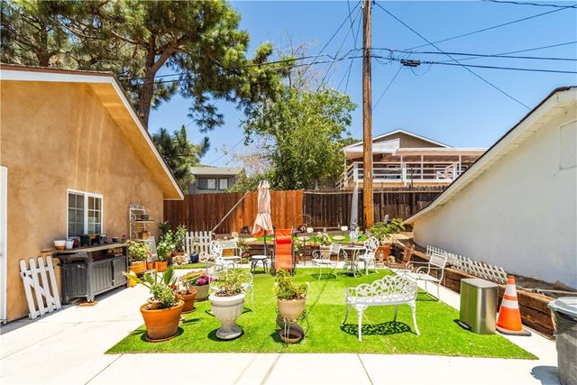 14977 Elizabeth Lake Rd, Lake Elizabeth, CA 93532