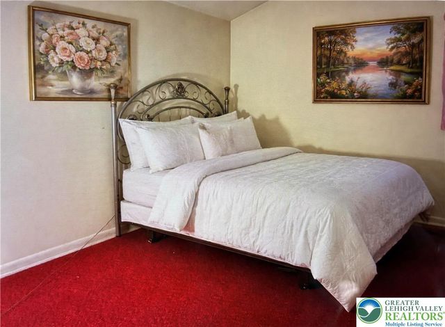 1989 Forest Lane, Lower Macungie Twp, PA 18103