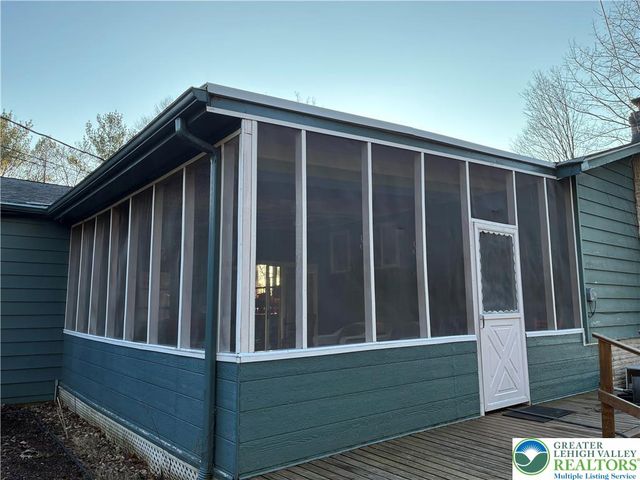 1989 Forest Lane, Lower Macungie Twp, PA 18103