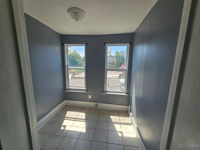 3636 Reading Road, Cincinnati, OH 45229