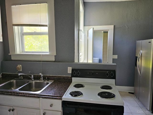 3636 Reading Road, Cincinnati, OH 45229
