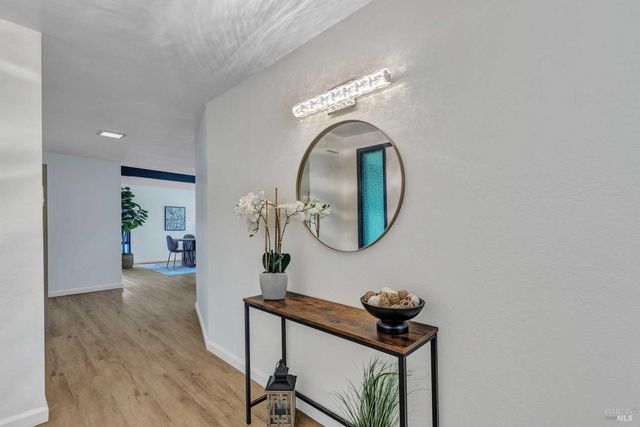 2114 Russell St, Napa, CA 94559