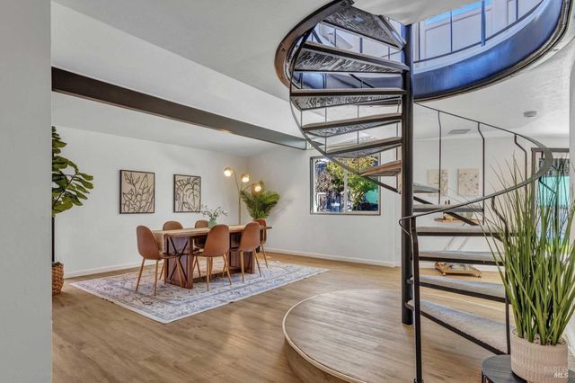 2114 Russell St, Napa, CA 94559