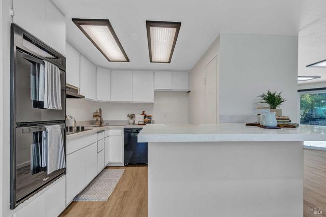 2114 Russell St, Napa, CA 94559