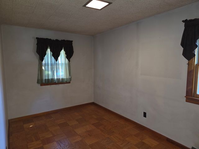 26418 N Willow Avenue, Mundelein, IL 60060