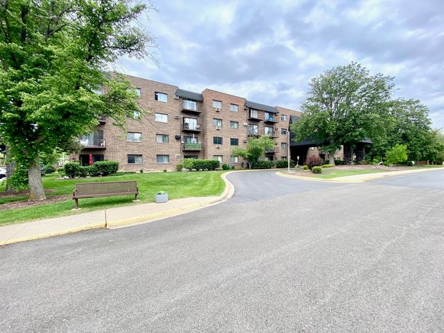 239 N MILL Road 217, Addison, IL 60101