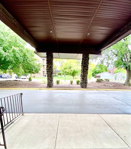 239 N MILL Road 217, Addison, IL 60101
