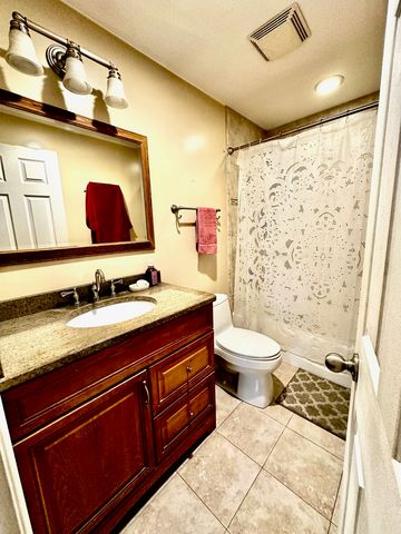239 N MILL Road 217, Addison, IL 60101