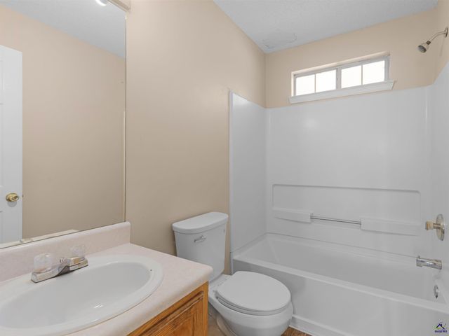 261 Brandon Ridge Circle, Stockbridge, GA 30281