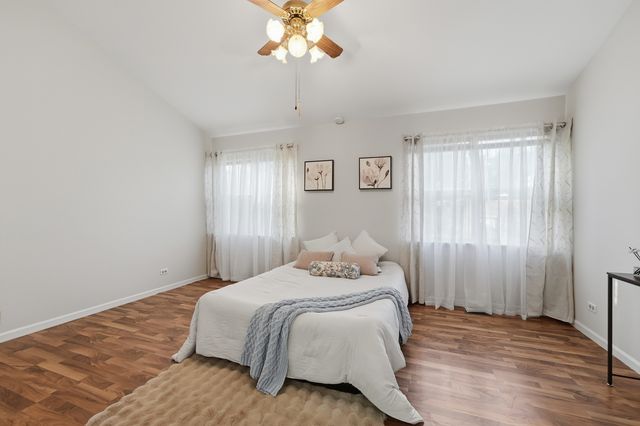 184 W Hamilton Drive, Palatine, IL 60067