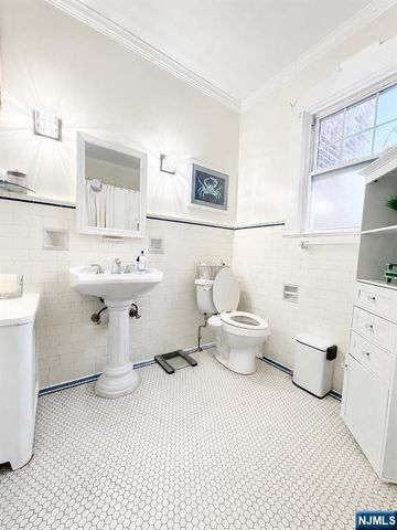 168 W Passaic Street, Maywood, NJ 07607