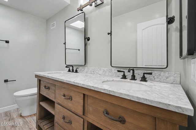 3627 Summershore Lane, Westlake Village, CA 91361