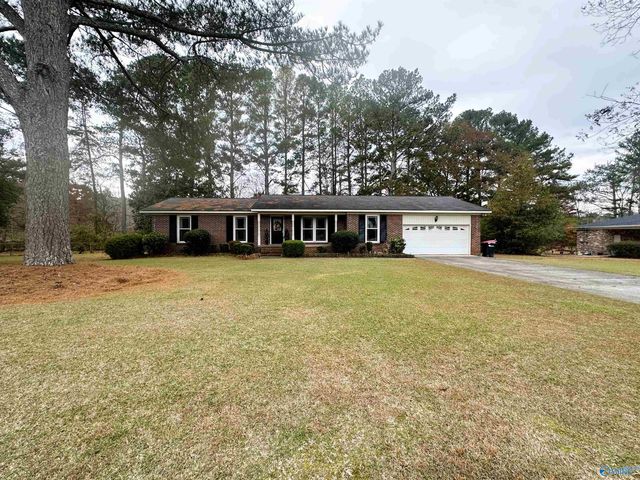 116 Meadowview Circle, Gadsden, AL 35901
