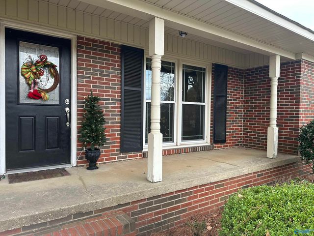 116 Meadowview Circle, Gadsden, AL 35901