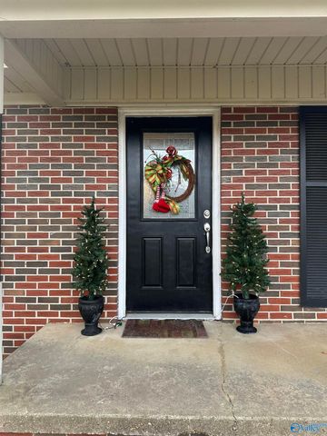 116 Meadowview Circle, Gadsden, AL 35901