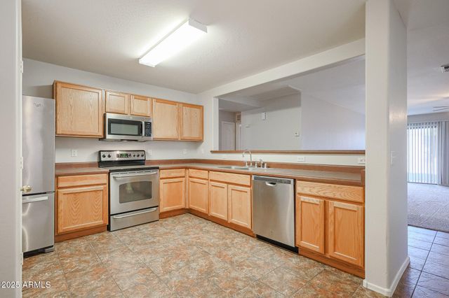 16026 W WINCHCOMB Drive, Surprise, AZ 85379