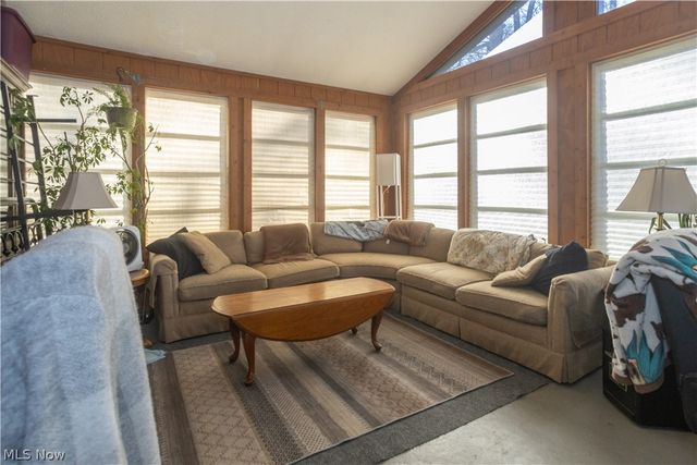 65 Guise Park Drive, Munroe Falls, OH 44262