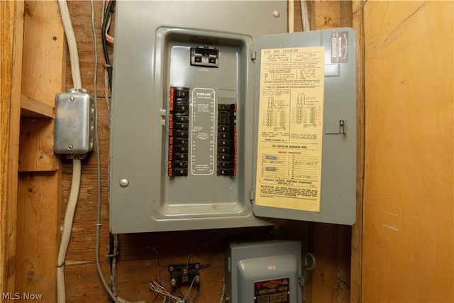 65 Guise Park Drive, Munroe Falls, OH 44262