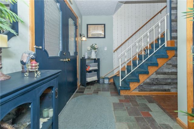 65 Guise Park Drive, Munroe Falls, OH 44262