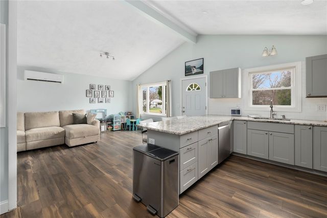 48 Spicer Street, North Providence, RI 02904