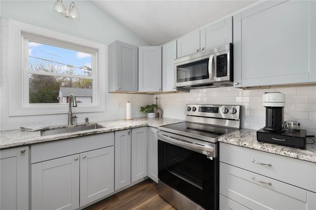 48 Spicer Street, North Providence, RI 02904