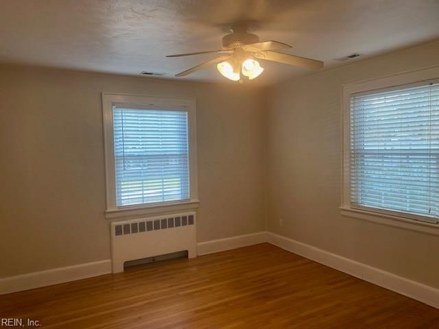 2008 Sterling Point DR, Portsmouth, VA 23703