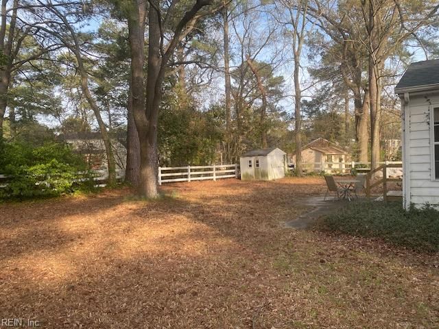 2008 Sterling Point DR, Portsmouth, VA 23703