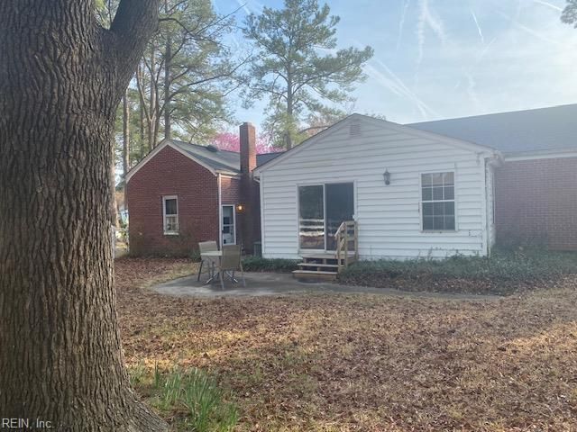 2008 Sterling Point DR, Portsmouth, VA 23703