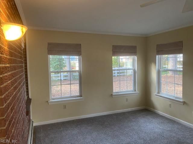 2008 Sterling Point DR, Portsmouth, VA 23703