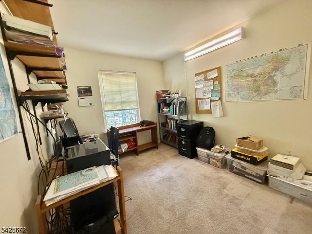 4 Scaletti Ct, Franklin Twp., NJ 08873