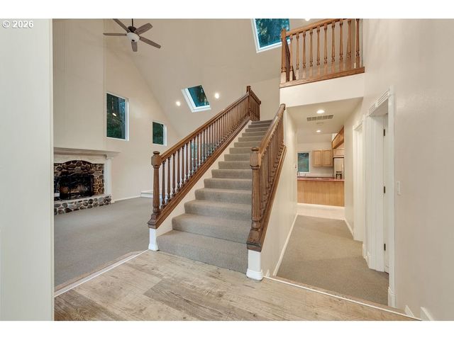 131 ARBOR Ln, Cannon Beach, OR 97110