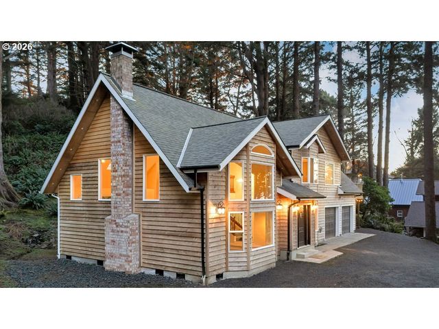 131 ARBOR Ln, Cannon Beach, OR 97110