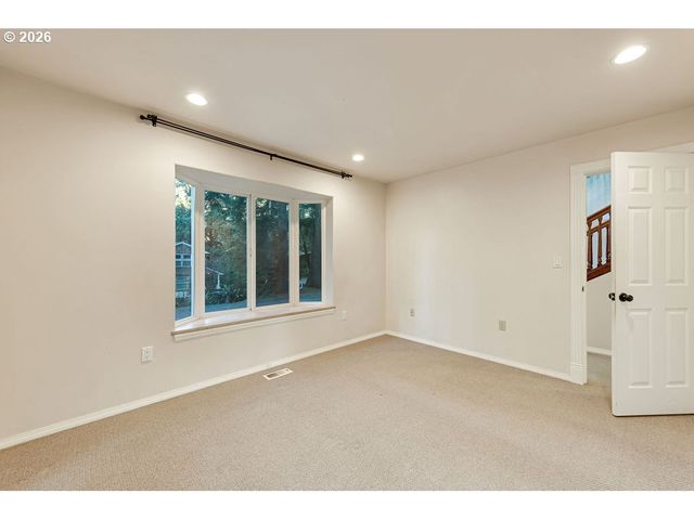 131 ARBOR Ln, Cannon Beach, OR 97110