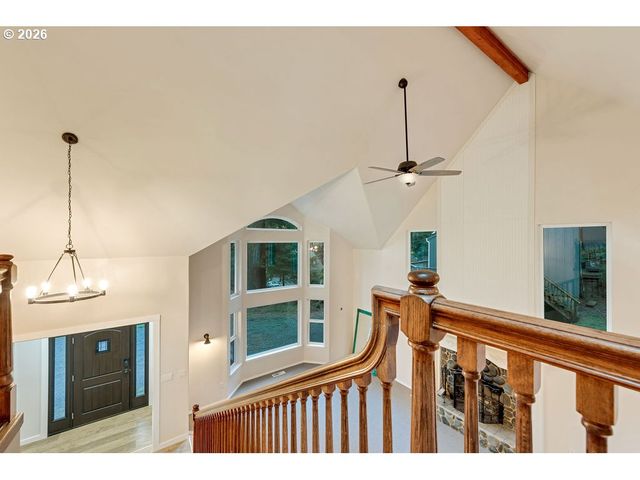 131 ARBOR Ln, Cannon Beach, OR 97110