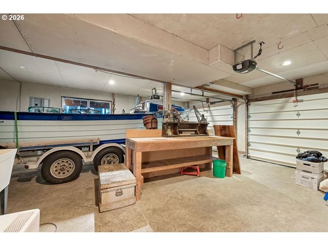 131 ARBOR Ln, Cannon Beach, OR 97110