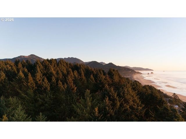 131 ARBOR Ln, Cannon Beach, OR 97110