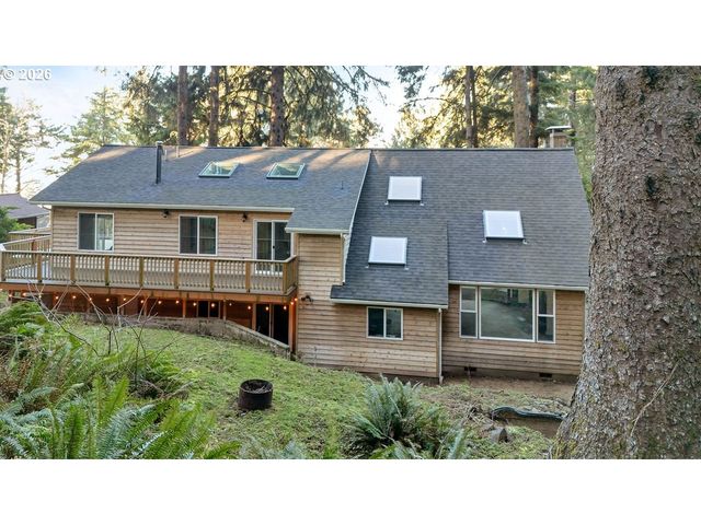 131 ARBOR Ln, Cannon Beach, OR 97110