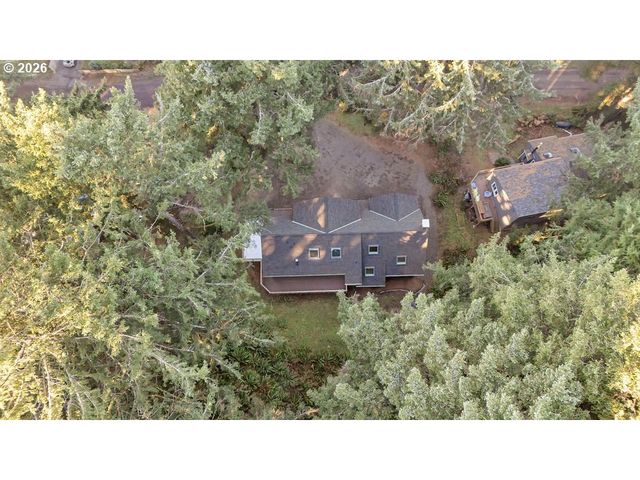 131 ARBOR Ln, Cannon Beach, OR 97110