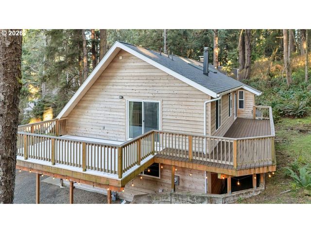 131 ARBOR Ln, Cannon Beach, OR 97110