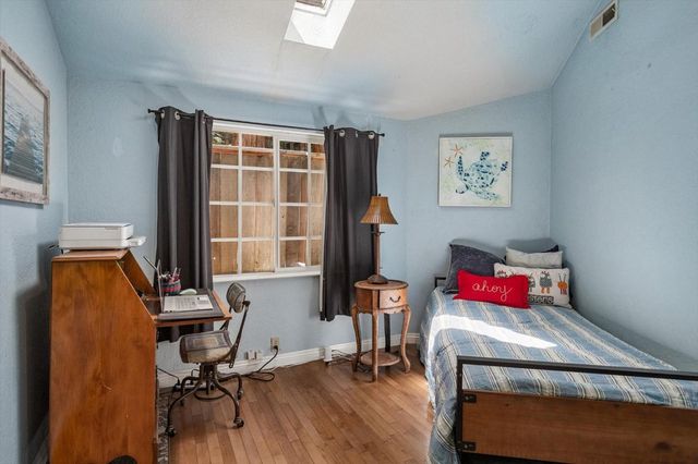 17515 Comanche Trail, Los Gatos, CA 95033