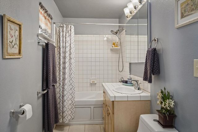 17515 Comanche Trail, Los Gatos, CA 95033