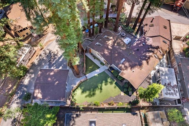 17515 Comanche Trail, Los Gatos, CA 95033
