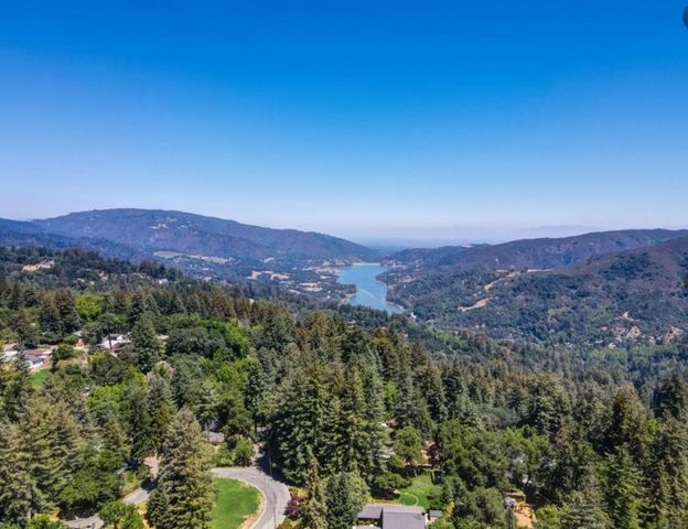 17515 Comanche Trail, Los Gatos, CA 95033