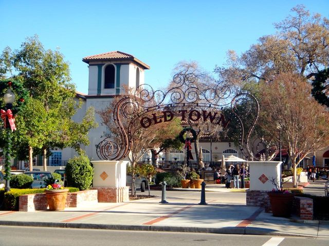 17515 Comanche Trail, Los Gatos, CA 95033